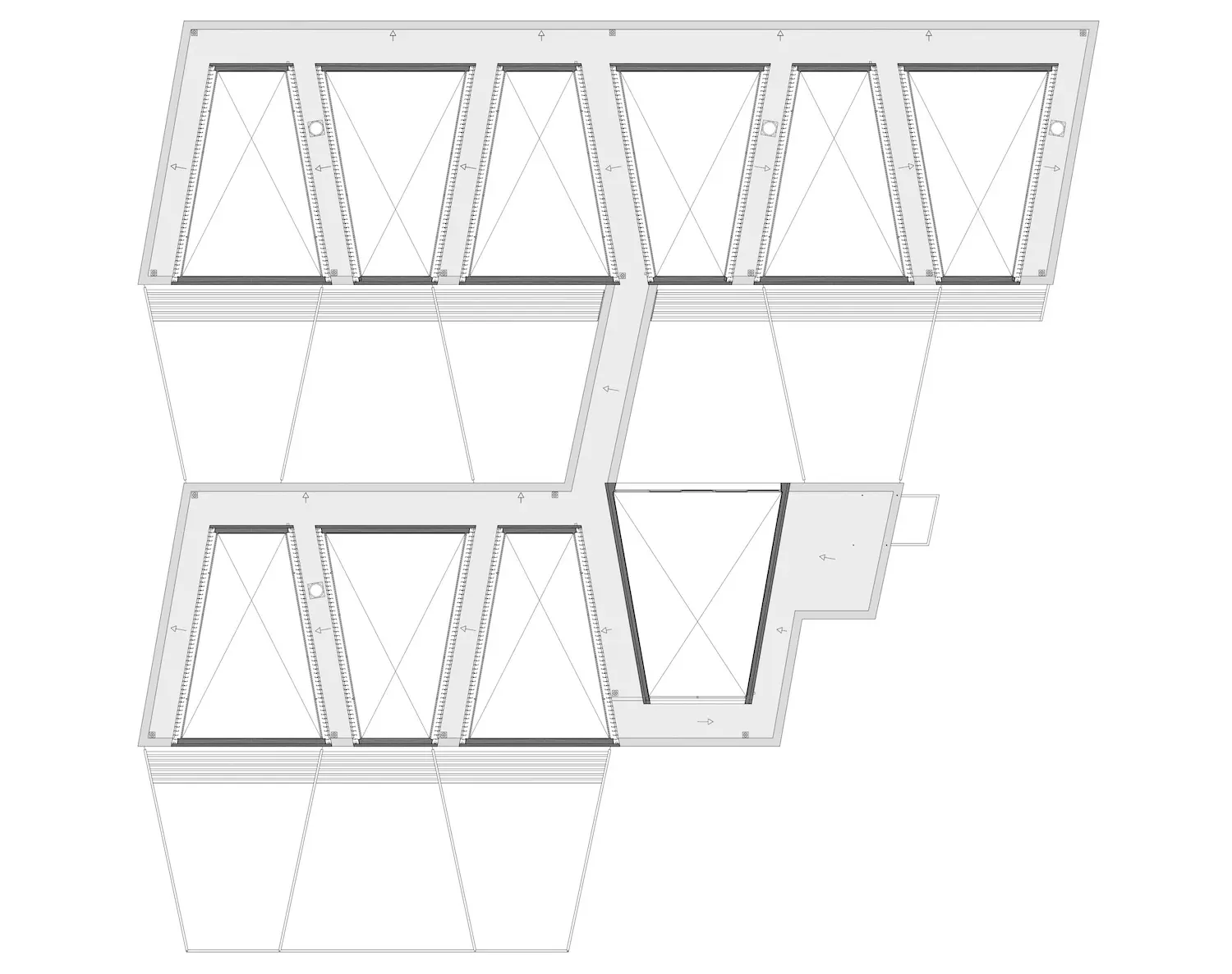Plano arquitectónico de un edificio que muestra siete habitaciones rectangulares con líneas que indican las puertas y las posibles ventanas. Las habitaciones están conectadas por un pasillo central. El plano incluye algunas zonas sombreadas.